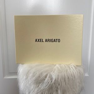 Axel Arigato marathon runner platform sneaker sustainable!